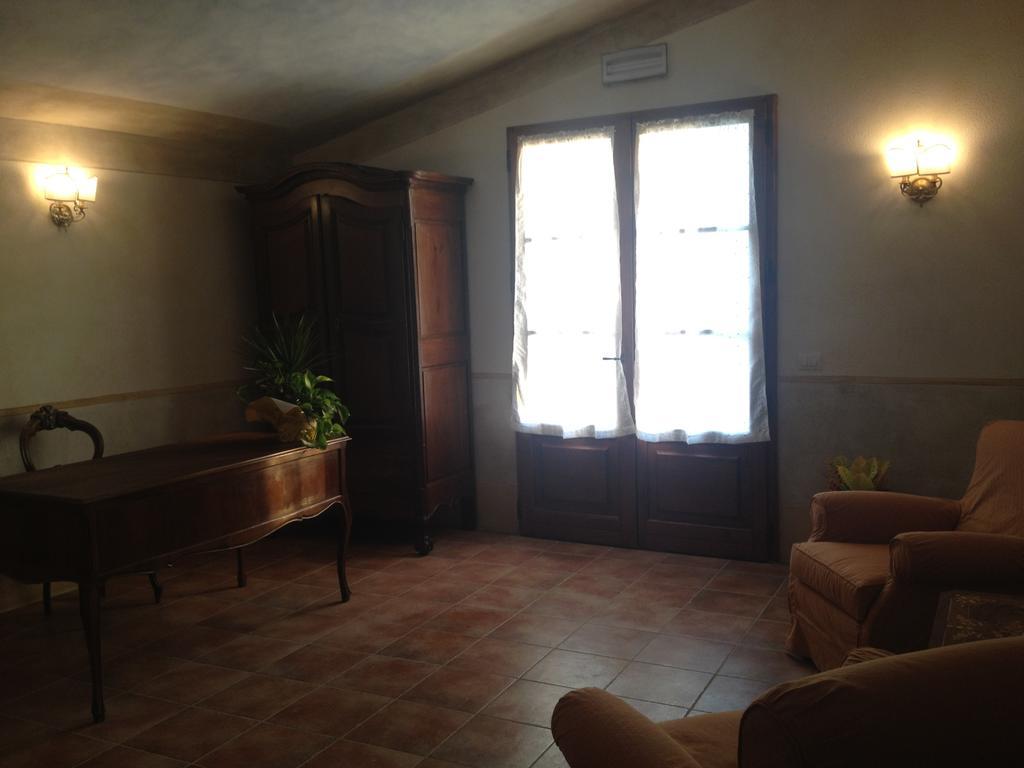 La Locanda Di Ortimino モンテスペルトリ エクステリア 写真